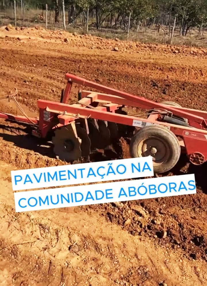 GESTÃO MUNICIPAL VIABILIZA CONSTRUÇÃO DE PRAÇA E CALÇAMENTO NA COMUNIDADE ABOBORAS